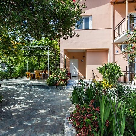 Zotos Rooms Parga Exterior foto