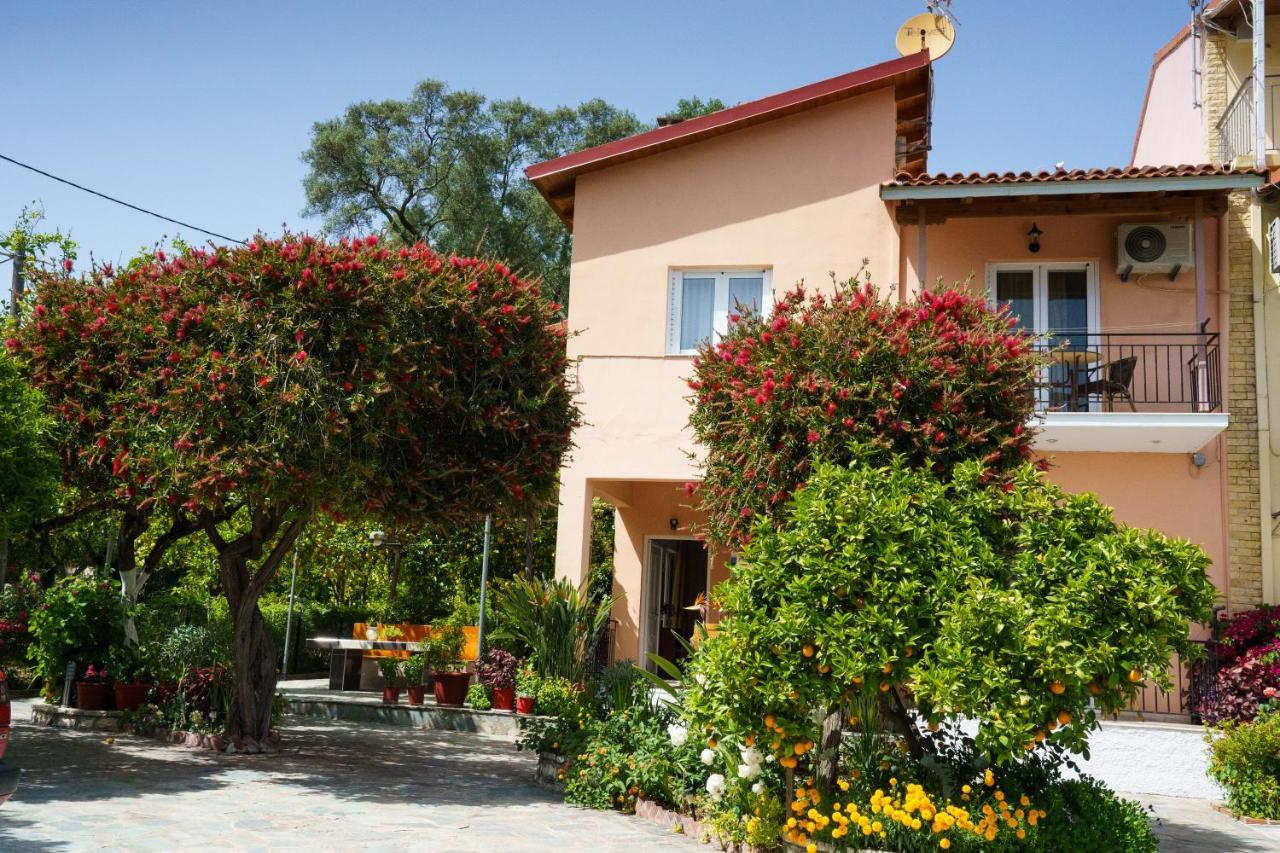 Zotos Rooms Parga Exterior foto