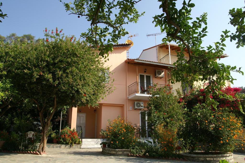 Zotos Rooms Parga Exterior foto