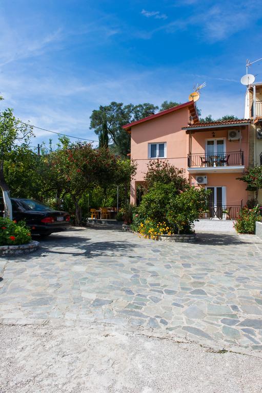 Zotos Rooms Parga Exterior foto