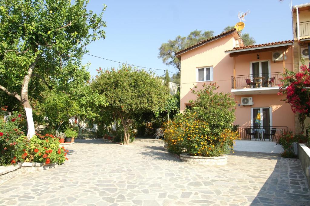 Zotos Rooms Parga Exterior foto